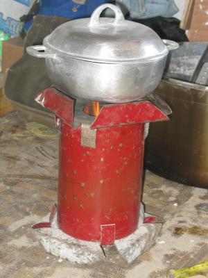 Haitian Lucia Stove in Use, note no smoke.